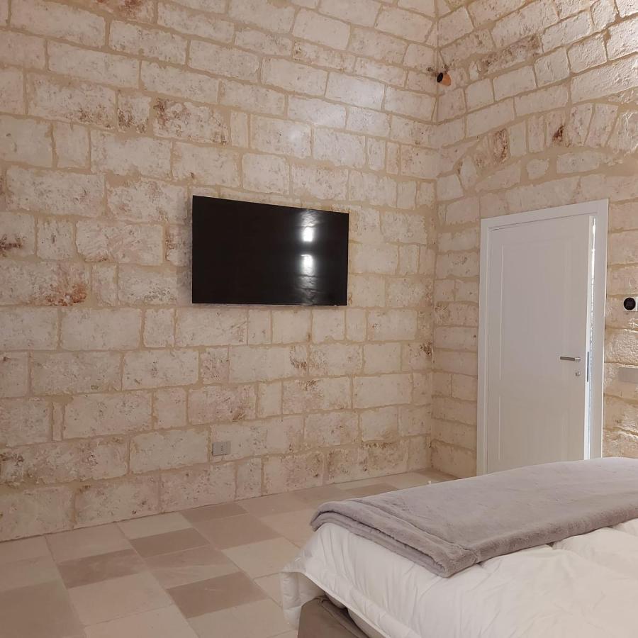 Palazzo Momi Bed & Breakfast Bari Exterior photo