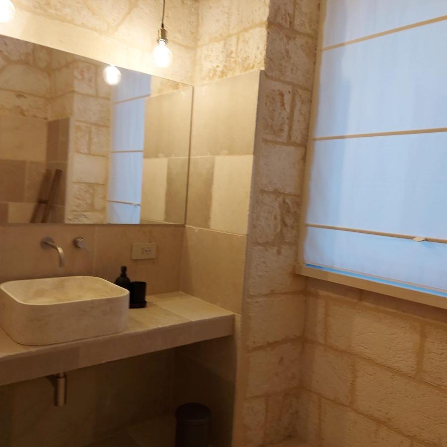 Palazzo Momi Bed & Breakfast Bari Exterior photo