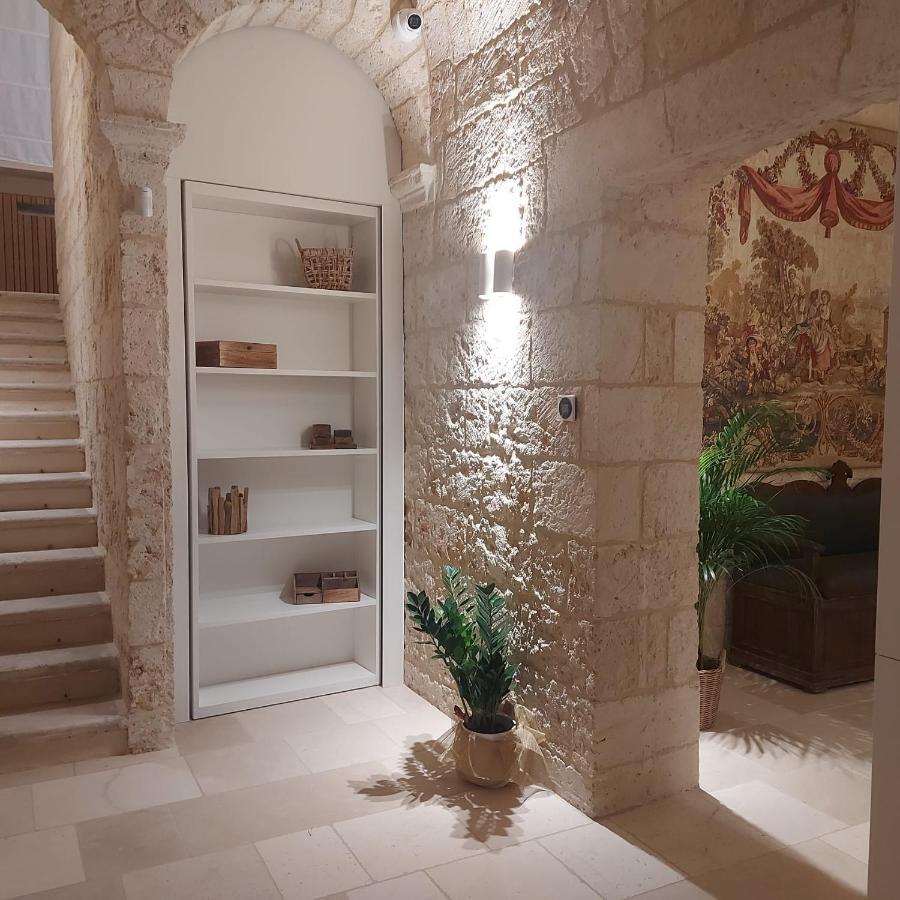 Palazzo Momi Bed & Breakfast Bari Exterior photo