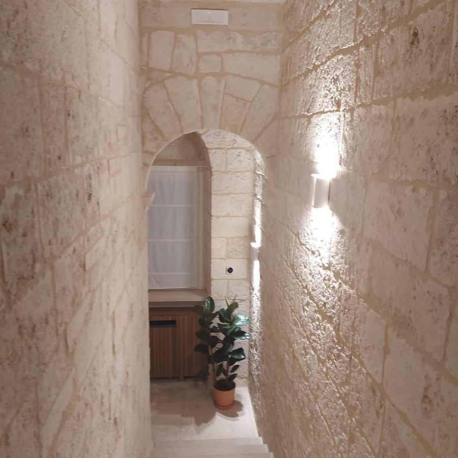 Palazzo Momi Bed & Breakfast Bari Exterior photo
