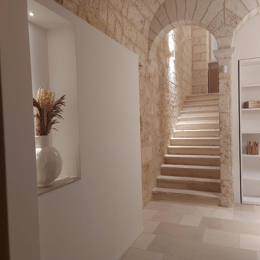 Palazzo Momi Bed & Breakfast Bari Exterior photo