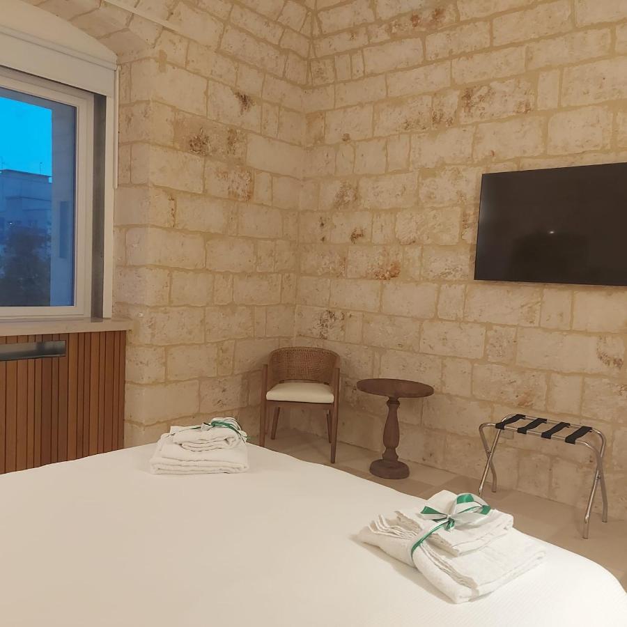 Palazzo Momi Bed & Breakfast Bari Exterior photo