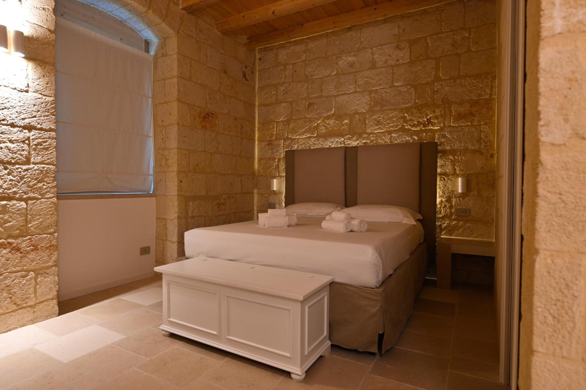 Palazzo Momi Bed & Breakfast Bari Exterior photo