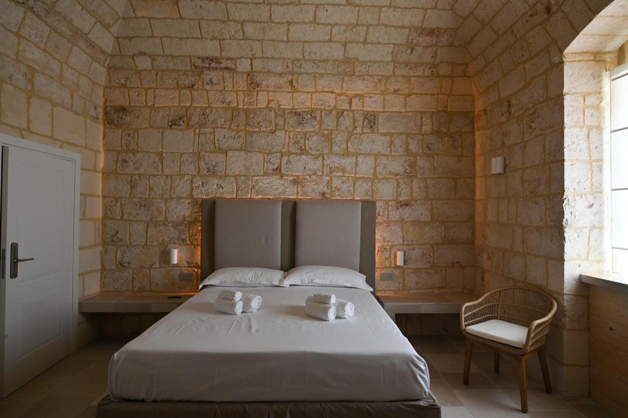 Palazzo Momi Bed & Breakfast Bari Exterior photo